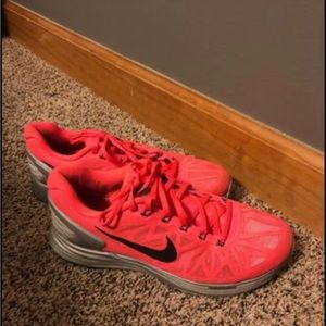 Nike Womens 8.5 Trainer Tennis Shoes